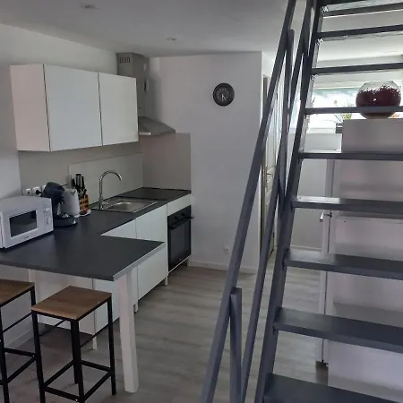 Διαμέρισμα Maison Charmante Proche De La Plage